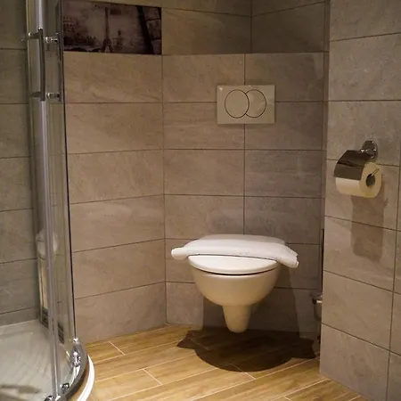 Zorza Hotel 2*