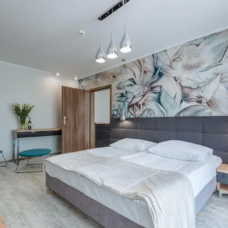 Zorza Hotell 2*